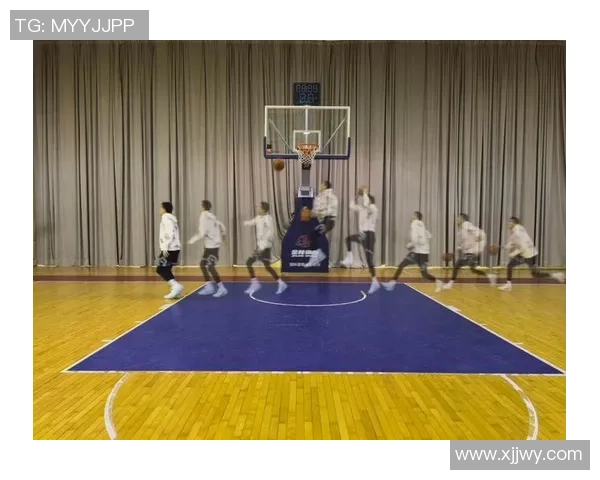 杨芳独家分享篮球心得与技巧助你提升球技的秘诀与经验